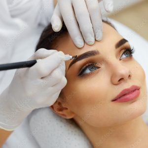 Russian, Hybrid & Volume Eyelash Extensions